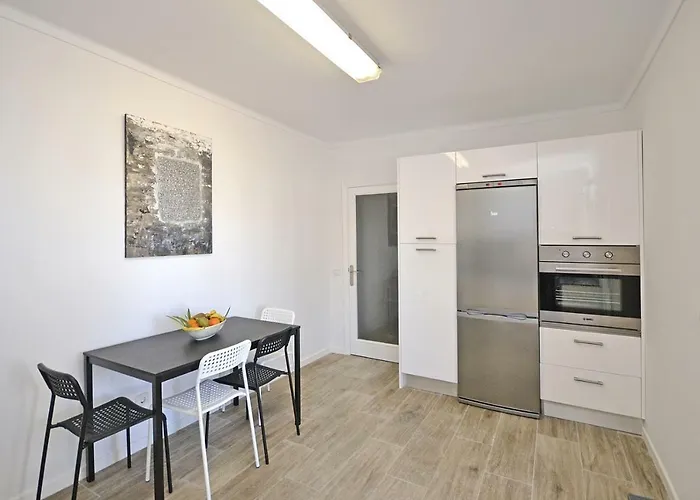 בקתה House Pinocha